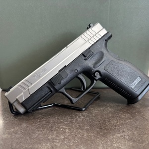 SPRINGFIELD ARMORY XD9 (XD9301) Two Tone 9mm Semi Auto Pistol 
