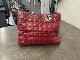CHRISTIAN DIOR RED CANNAHGE LARGE LADY (2011 COLLECTION) 