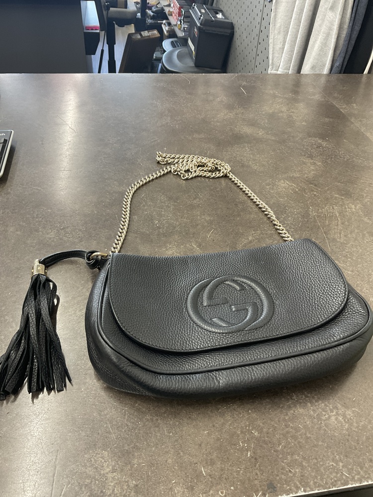 GUCCI BAG SOHO INTERLOCKING GG FLAP CHAIN CROSSBODY BAG Lambert Pawn Shop