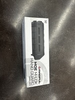 MAGPUL MOE M-LOK HAND GUARD CARBINE LENGTH - BLACK