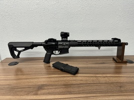 DEL-TON DTI-15 SEMI AUTO RIFLE 5.56 w/ HOLOSUN RED DOT (CA COMPLIANT)