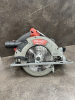 Milaukee 2732-20 M18 Brushless Fuel 7-1/4" Circular Saw, Tool Only
