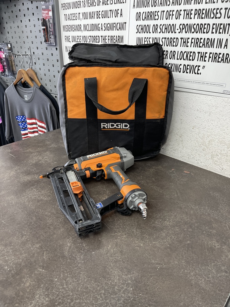 RIDGID 16 GAUGE 21/2" STRAIGHT FINISH NAILER R250SFF Lambert Pawn Shop