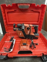 Hilti TE 6-A36 & TE DRS-6-A  Rotary Hammer Drill & Dust Extractor