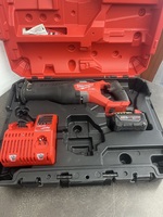 MILWAUKEE 2821-21 SAWZALL KIT WITH 5.0 BATTERY CHARGER AND CASE