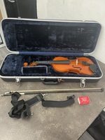 STROBEL ML 80 B 3/4 VIOLIN WITH BOW CASE AND EXTRAS.