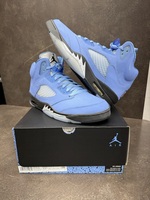 JORDAN 5 RETRO MID SE DV1310 401 UNIVERSITY BLUE UNC SIZE 11.5