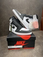 NIKE 555088108 AIR JORDAN 1 HIGH OG STAGE HAZE SIZE 11