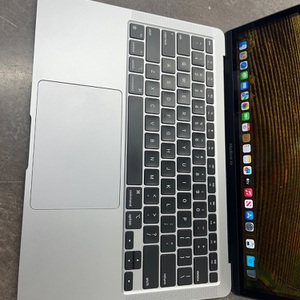 APPLE MACBOOK AIR 2020 16GB RAM M1 CHIP SONOMA LAPTOP W CHARGER