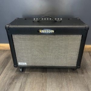 KUSTOM QUAD 100DFX SOLID STATE COMBO AMPLIFIER W POWER CORD