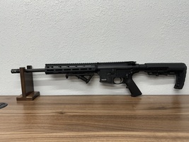 Smith & Wesson M&P 15-22 .22LR Semi Auto Rifle 
