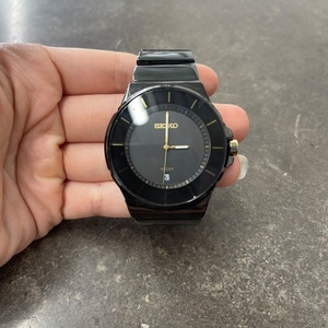 Seiko Men's 100M Black Quartz 7n42-0fk0