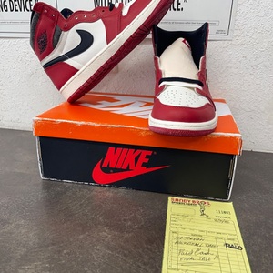 Nike Air Jordan 1 Retro High OG Chicago Lost and Found DZ5485 612