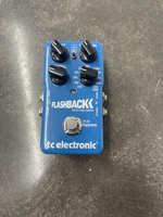 TC ELECTRONIC FLAHBACK DELAY AND LOOPER 