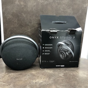 Harmon Kardon Onyx Studio 7
