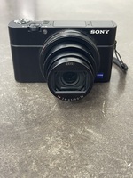 Sony Cyber-shot Digital Camera RX100VI DSC-RX100M6