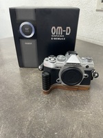 OLYMPUS OM-D E-M5 MARK III Mirrorless 20.4 Digital Camera Body