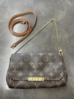 Louis Vuitton Favorite MM Monogram Handbag