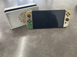 Nintendo Switch OLED HEG-001 The Legend of Zelda: Tears of the Kingdom Edition