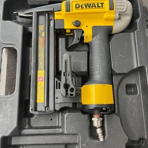 Dewalt DWFP1838 Finish Nailer in Original Hard Case