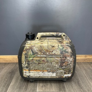 Honda EU2000I Generator - Camo Edition 