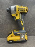 Dewalt Cordless Impact Driver DCF887
