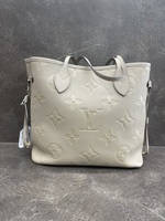 Louis Vuitton MM Neverfull Empreinte Turtle Dove 