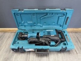 Makita HM1317CB AVT Demolition Hammer w/ Original Case
