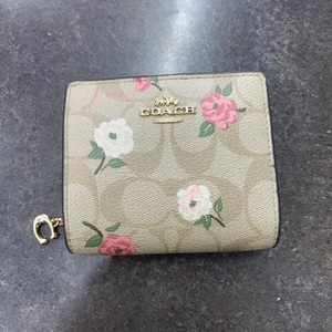 Coach Floral Snap Coin Wallet