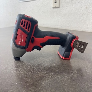Milwaukee M18 18V Lithium-Ion Cordless 1/4 in. Hex Impact Driver 2656-20