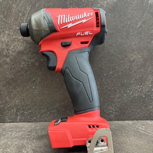 Milwaukee M18 Fuel Surge 18V Brushless Cordless 1/4 in Hex Impact Driver