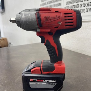 Milwaukee M18 18V Lithium-Ion Cordless 1/2 in. Impact Wrench 2663-20