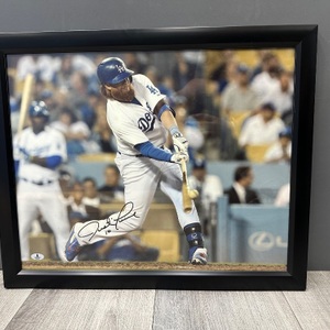 Los Angeles Dodgers Justin Turner Autographed Photo Framed 