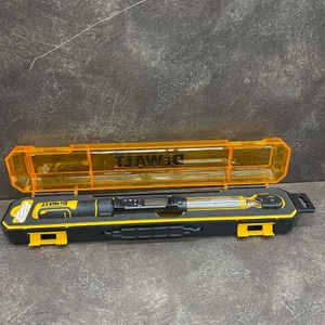 Dewalt 3/8 in Drive Digital Torque Wrench DWMT17061