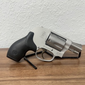 Smith & Wesson 638-3 38spl Double Action "Spurless" Hammer Revolver 