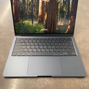 Apple Macbook Air 2024 13.6" A3113 16gb 256gb M3 