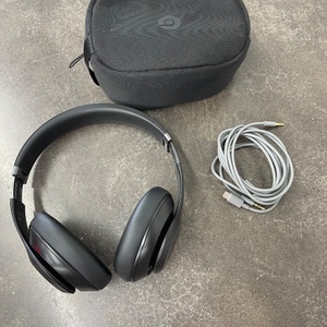 Beats Studio Pro
