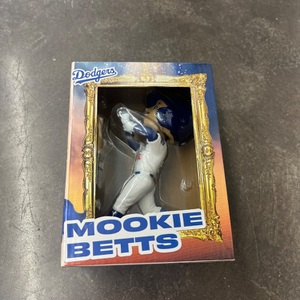  LOS ANGELES DODGERS MOOKIE BETTS SGA 2021 BOBBLEHEAD WS 08/30/2021 NIB