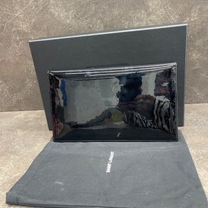 YSL UPTOWN POUCH PATENT LEATHER 