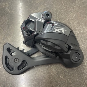 Shimano RD-M8250 Deore XT Di2 Reel