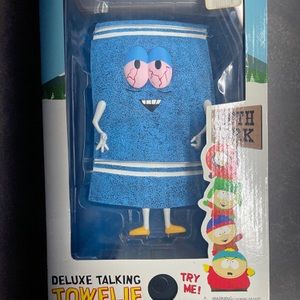 Mezco Toys South Park Deluxe Talking Towelie 