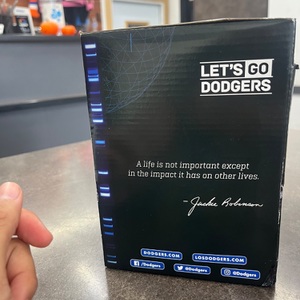 LOS ANGELES DODGERS JACKIE ROBINSON STATUE SGA 2017