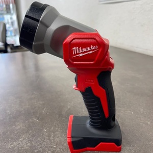 Milwaukee 18v Cordless 100 Lumens LED Flashlight 2735-20