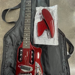 Traveler Speedster Electric Guitar Red 
