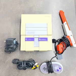 Super Nintendo Combo W/ 8 Games SNS-001