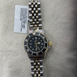 Tag Heuer Ladies Vintage Professional 200 Meter Quartz Dive Watch