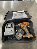 RIDGID DRILL/DRIVER R8600521 WITH BATTERY AND CHARGER