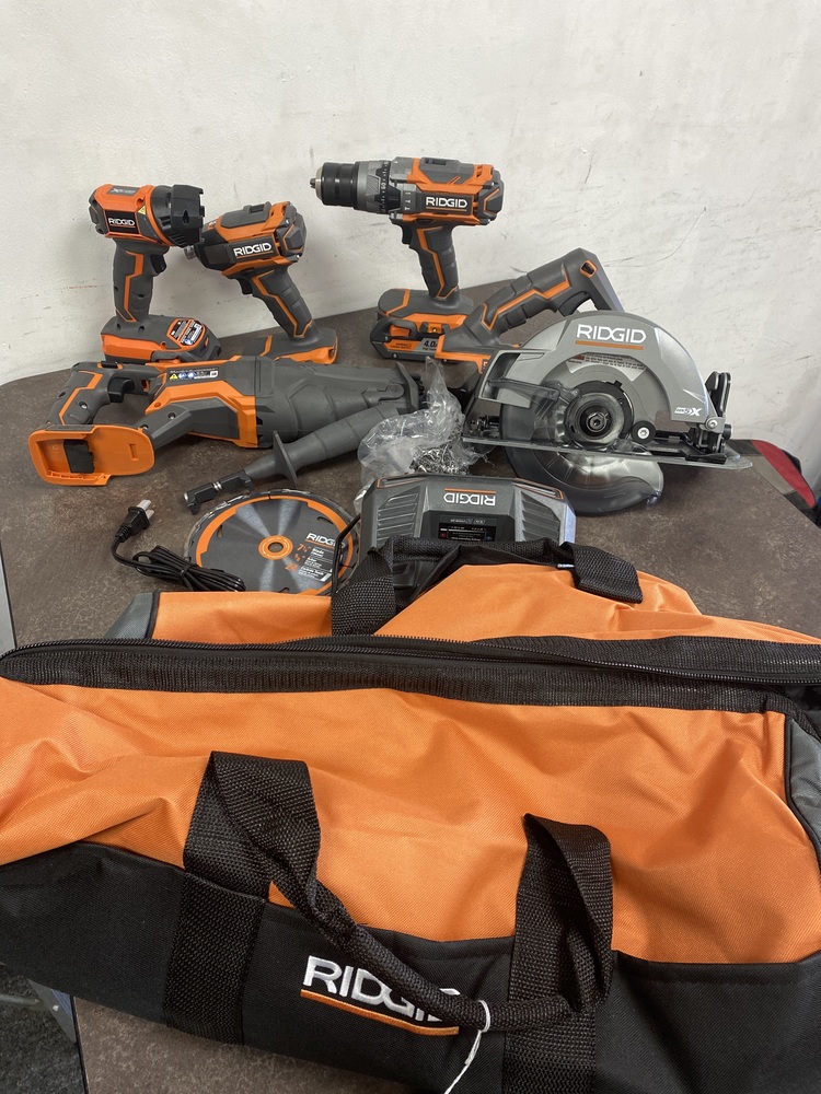 RIDGID 18V 5 PC TOOL SET KIT WITH 2 BATTERIES AND CHARGER Lambert