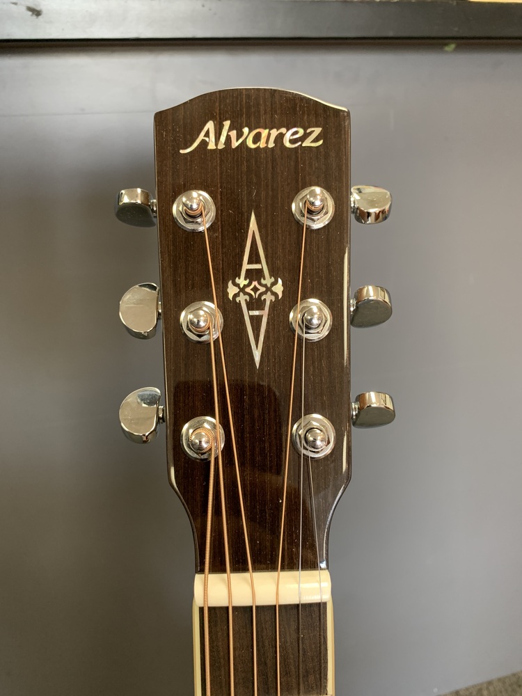 Alvarez AG75WCE Artist Series Grand Auditorium Acoustic-Electric Guitar