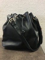 Louis Vuitton Petit Noe Epi Leather Black Drawstring Bucket Style Shoulder Bag